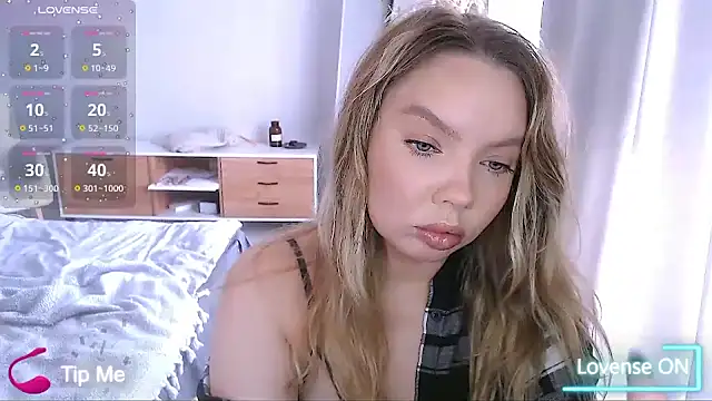 PolinaXXXXJones online show from March 13, 8:26 am