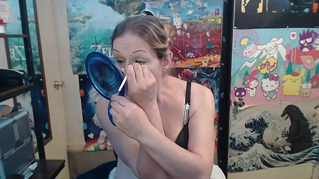 Savanah Banana  online show from December 5, 11:33 am