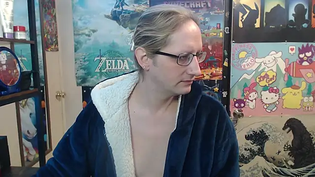 Savanah Banana  online show from February 20, 10:39 am