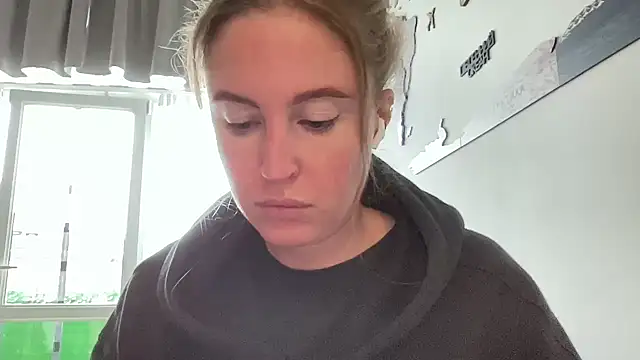 Ameli8 online show from November 11, 10:45 am