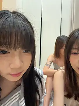 yang888403 online show from July 22, 1:45 pm