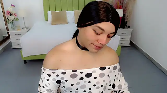 sebastian cruz  online show from April 16, 8:08 pm