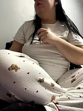 Elainaa online show from December 16, 8:37 pm