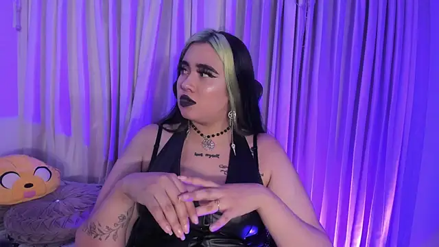 Lilith Zenith  online show from December 20, 4:38 am