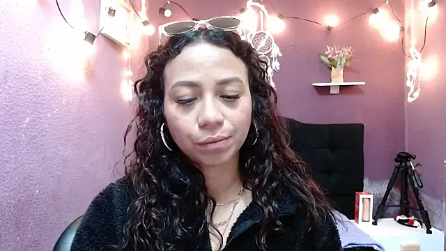 monika 256 online show from December 1, 1:47 pm