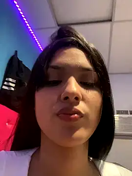 Chiquinquira3 online show from November 20, 5:19 am