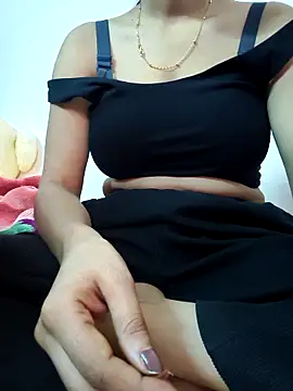 SexySwatii online show from February 13, 9:44 am