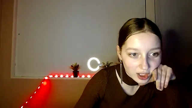 Curlyyy Girl online show from November 7, 2:55 pm