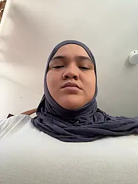 sweetmuslim01 online show from February 12, 5:58 pm