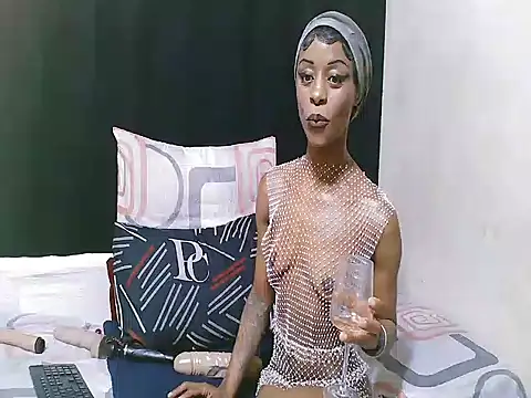 Nikistickyxx25 online show from November 9, 9:44 pm