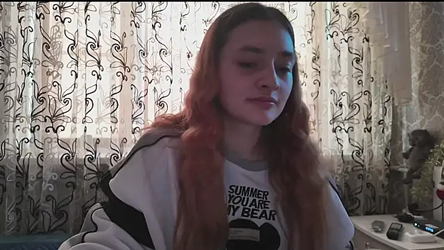 SweetLiaison online show from March 14, 6:47 am