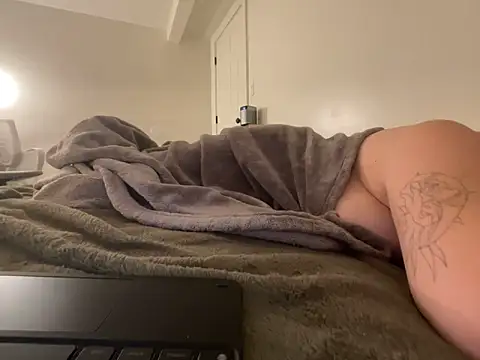 LunaatWork online show from November 7, 4:45 pm