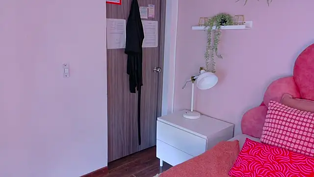 NicoletCherry   online show from January 12, 7:41 pm