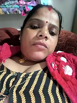 Hot suini online show from February 8, 4:55 pm