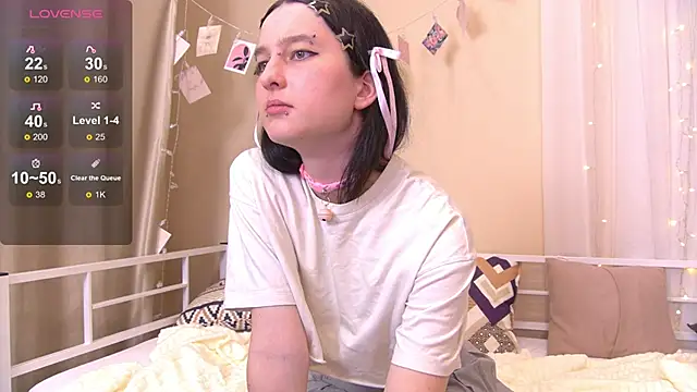 DarkParadisse online show from November 11, 6:20 am