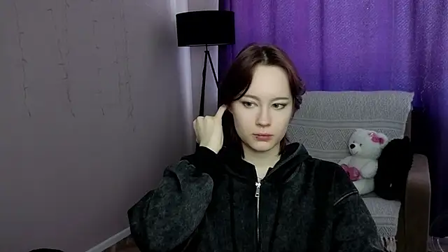 Annie Way online show from March 5, 8:21 am