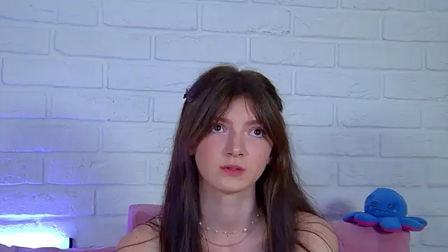 SophiaProve online show from June 18, 4:12 pm