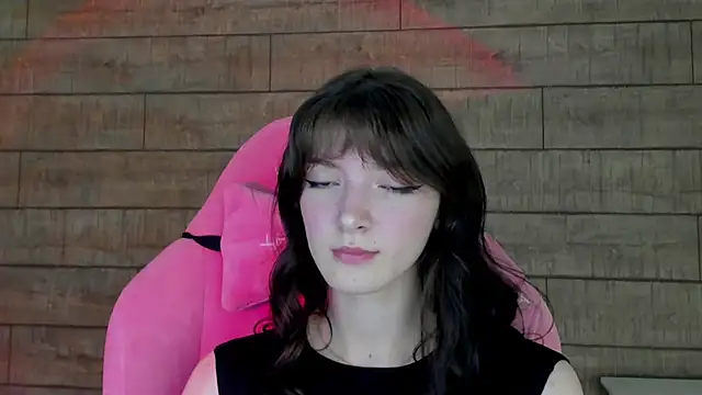 SophiaProve online show from April 2, 6:05 pm