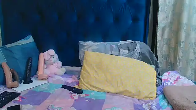 DarkCherryx online show from February 19, 6:07 pm