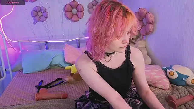 Awawrin online show from May 26, 8:52 pm