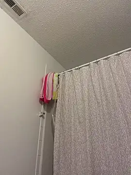 Ashleythelatina online show from June 30, 1:43 pm