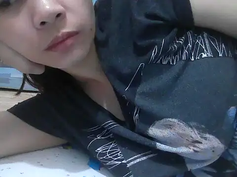 hotsexytits4U online show from January 19, 1:07 pm