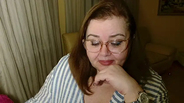 Natali-Gucci online show from December 21, 10:13 pm