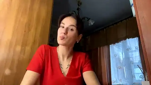 Snapshot of AliciaCapehart chatting on December 18, 9:36 am AliciaCapehart online show from December 18, 9:36 am