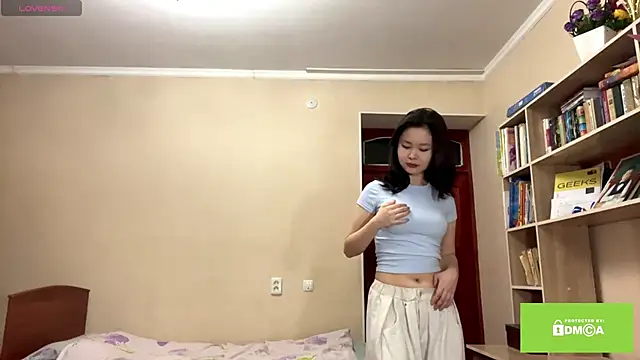 HuldaKye online show from February 13, 12:18 pm