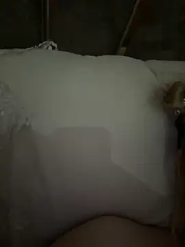 dalou3a22 online show from November 16, 12:23 am