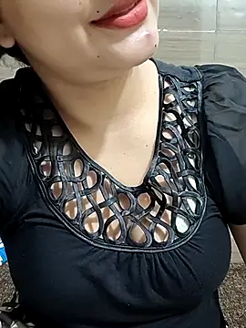 Cute Ayushii online show from July 20, 11:38 pm