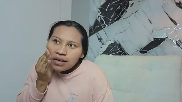 Hanna Goldenst online show from November 21, 9:06 pm