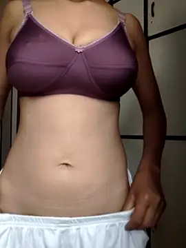 sexy lelina online show from April 28, 4:16 am