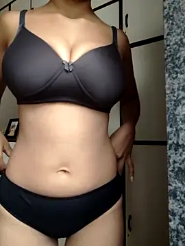 sexy lelina online show from May 12, 5:05 am