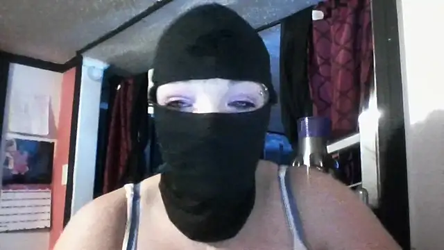 1anOnlyHoTTLuLu online show from November 28, 5:54 am