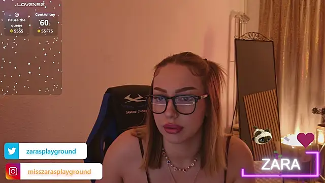 ZarasPlayground online show from May 11, 5:10 pm