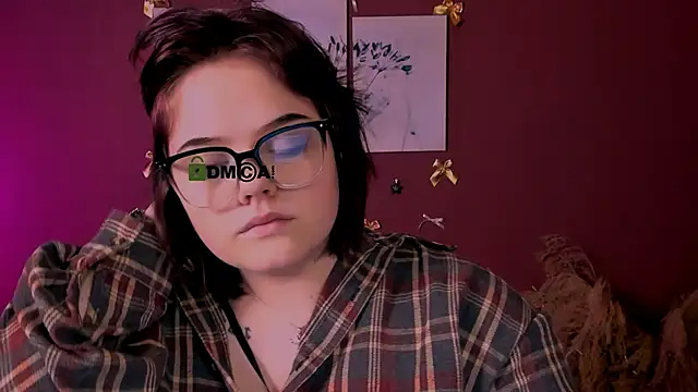 lika pop online show from December 22, 8:01 pm