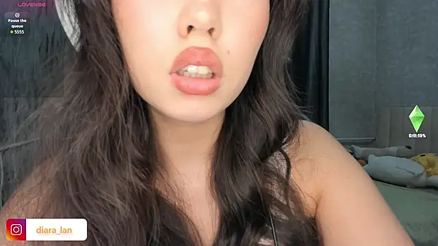 Diara 1an online show from December 1, 2:09 pm