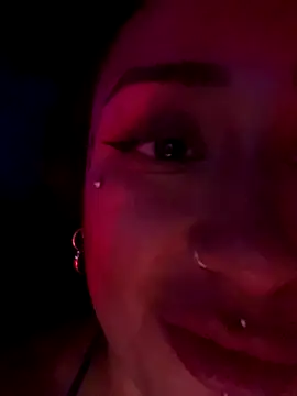 Felinamiau online show from December 1, 8:00 pm