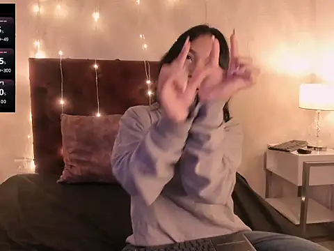 Lianna Smith  online show from February 25, 2:54 am