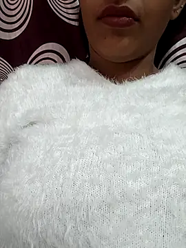 Neethu90 online show from December 16, 7:58 am