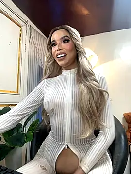  SandraHornball  online show from November 26, 10:22 pm