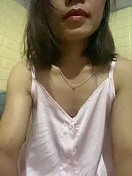Trangbabylove online show from July 28, 8:23 pm