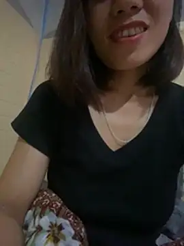 Trangbabylove online show from July 27, 6:21 am