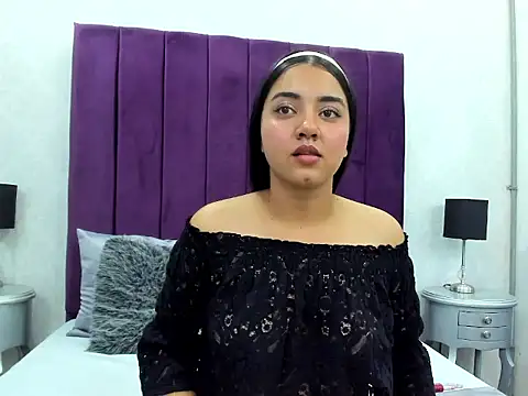 SalomeLee online show from November 17, 12:06 pm