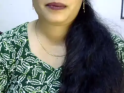 Muskan Jha online show from July 22, 2:40 pm
