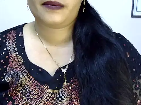 Muskan Jha online show from June 21, 2:10 pm