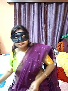 Cute-richa1 online show from January 12, 10:42 am