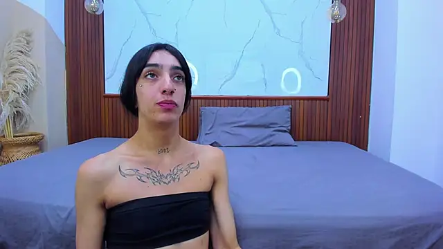 Loversinfire2 online show from April 1, 3:07 am