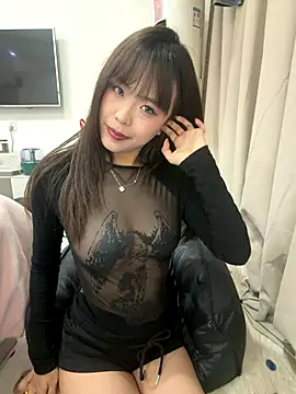 XX125216 online show from November 20, 1:56 pm